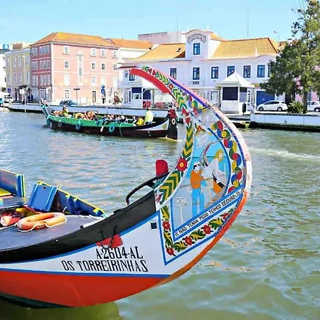 Lux 56 Da Aveiro A 20 Metros Da Апартаменты