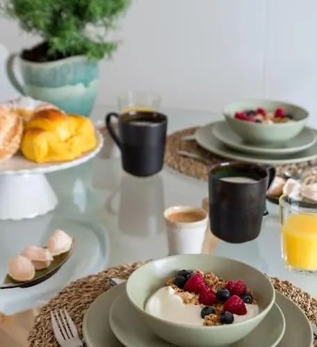 Lux 56 Da Aveiro A 20 Metros Da *